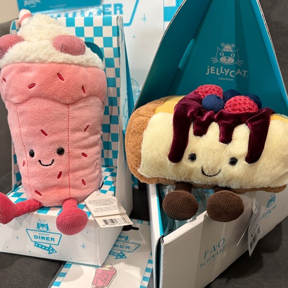 Jellycat NYC /FAO Schwarz Exclusive Bubbeca Milkshake and Crember Cheesecake - Picture 2 of 10